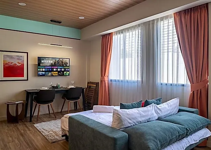 Boutique Axis Aparthotel 3*