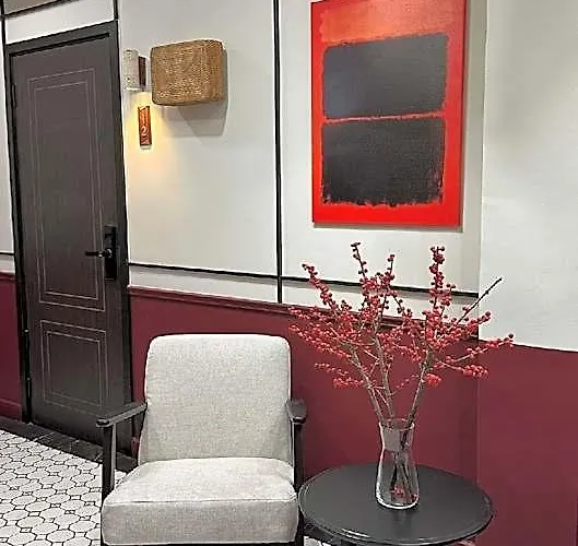 Boutique Axis Bangkok
